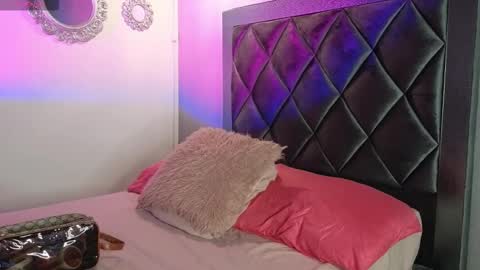 Snapshot of ashley__williamss chatting on 1, 2, 2026 Ashley online show from 1, 2, 2026