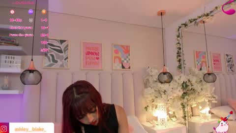 Snapshot of ashley_blake_ chatting on 27, 11, 2025 Ashley online show from 27, 11, 2025