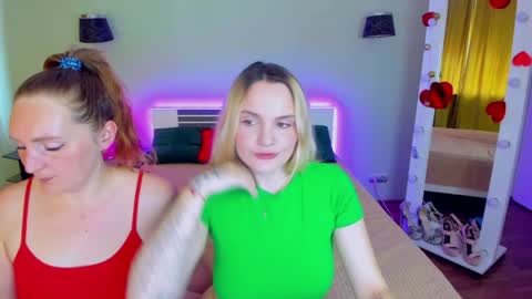 Snapshot of ashley_crashly chatting on 21, 5, 2026 Alina online show from 21, 5, 2026