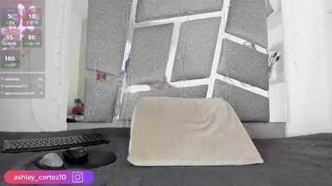 Ashley Cotez online show from 17, 2, 2025