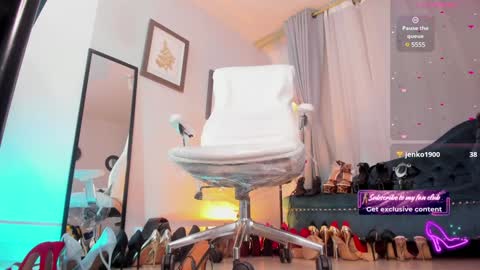 ashley_leon_ online show from 17, 12, 2024