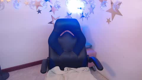 Snapshot of ashley_prg2 chatting on 20, 5, 2026 Ashley online show from 20, 5, 2026