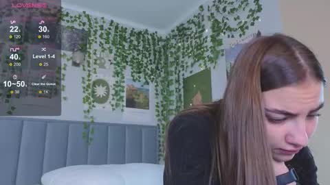 Ashle online show from 4, 10, 2025