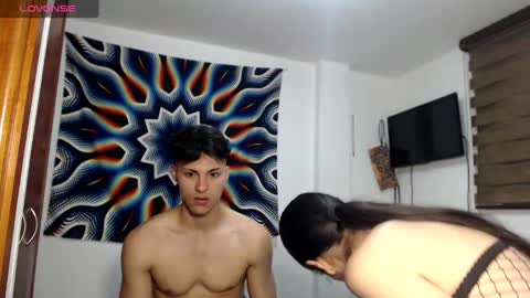 Snapshot of ashleyandtyler chatting on 4, 1, 2025 ASHLEY AND TYLER online show from 4, 1, 2025