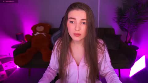 ashleybaee online show from 16, 12, 2025