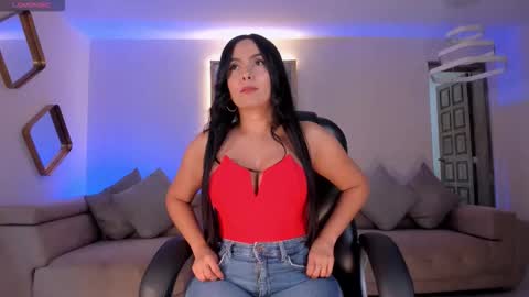 Snapshot of ashleyjhonson1 chatting on 4, 10, 2025 Ashley Jhonson online show from 4, 10, 2025