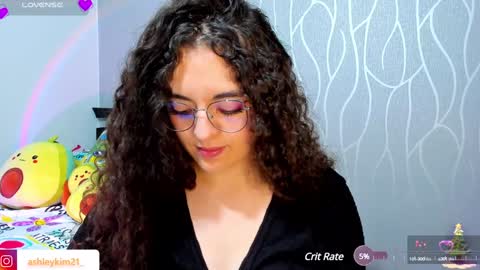 Snapshot of ashleykiim_ chatting on 2, 1, 2025 .. Ashley .. online show from 2, 1, 2025
