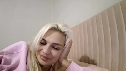 Snapshot of ashleymaddyyyy647935 chatting on 29, 4, 2026 ashleymaddyyyy647935 online show from 29, 4, 2026