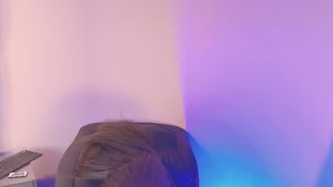 Snapshot of ashleymonroee__ chatting on 25, 6, 2026 ASHLEY MONROE online show from 25, 6, 2026
