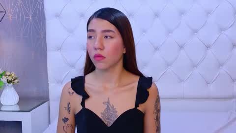 AshleyRoberh online show from 3, 2, 2026