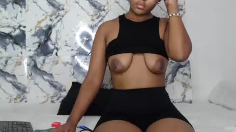 ashleyt255 online show from 2, 7, 2026