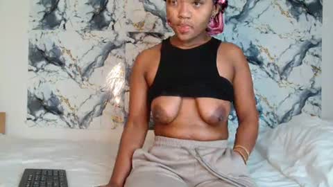 ashleyt255 online show from 17, 7, 2026