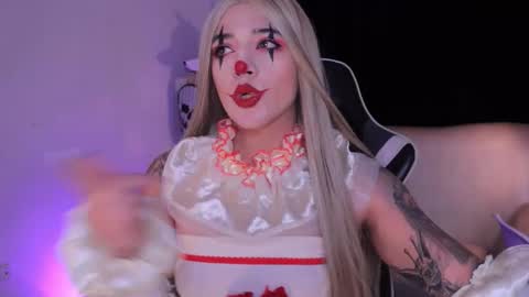 Ashley Lauren online show from 31, 10, 2025