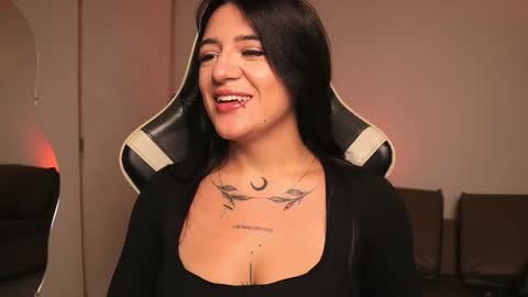 Ashley Lauren online show from 3, 3, 2026