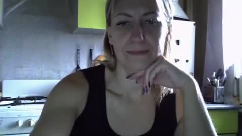 Snapshot of ashleyxhoney chatting on 20, 9, 2025 AshleyXHoney online show from 20, 9, 2025