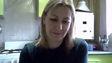 Snapshot of ashleyxhoney chatting on 23, 10, 2025 AshleyXHoney online show from 23, 10, 2025