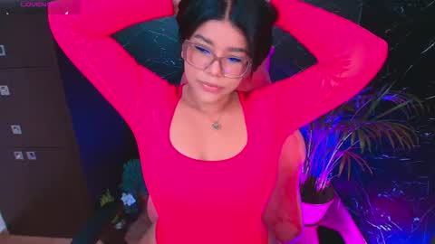 Snapshot of ashleyy18__ chatting on 21, 9, 2025 Ashleyy18 online show from 21, 9, 2025