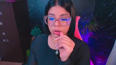 Snapshot of ashleyy18__ chatting on 26, 9, 2025 Ashleyy18 online show from 26, 9, 2025