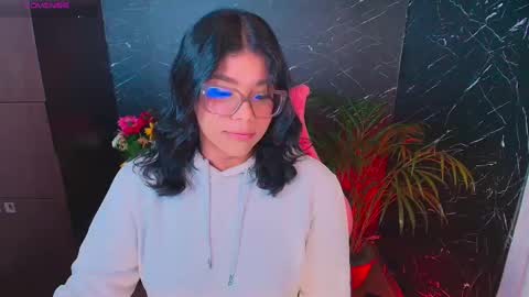 Snapshot of ashleyy18__ chatting on 25, 10, 2025 Ashleyy18 online show from 25, 10, 2025