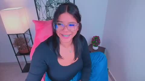 Snapshot of ashleyy18__ chatting on 24, 4, 2026 Ashleyy18 online show from 24, 4, 2026