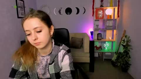 Ashli  online show from 27, 4, 2026