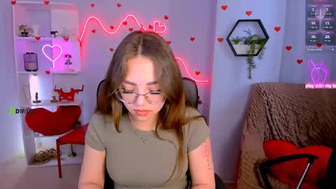 Ashli  online show from 25, 5, 2026