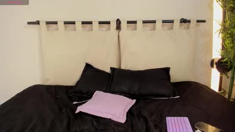 Snapshot of ashly_jones_ chatting on 16, 12, 2025 ashly_jones_ online show from 16, 12, 2025