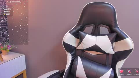 ashlye_miller_ online show from 29, 12, 2024