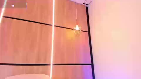 ashlyn online show from 9, 9, 2025