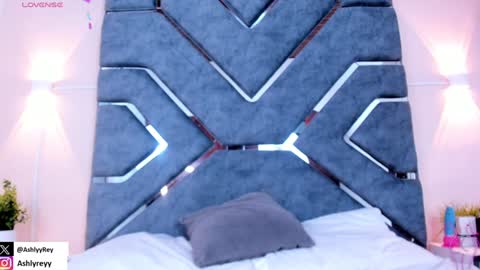 Ashly  online show from 20, 12, 2024