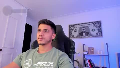 Snapshot of ashton_coleman_ chatting on 12, 11, 2025 my name real is camilo online show from 12, 11, 2025