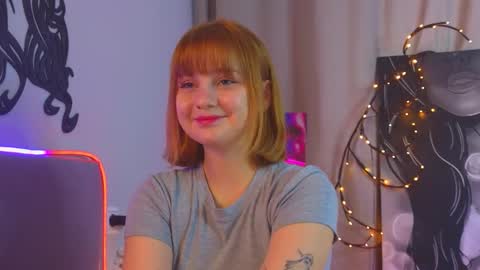 Snapshot of asiabritney chatting on 30, 11, 2025 britney online show from 30, 11, 2025