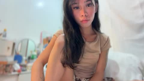Snapshot of asian_aki chatting on 21, 6, 2026 Marj online show from 21, 6, 2026