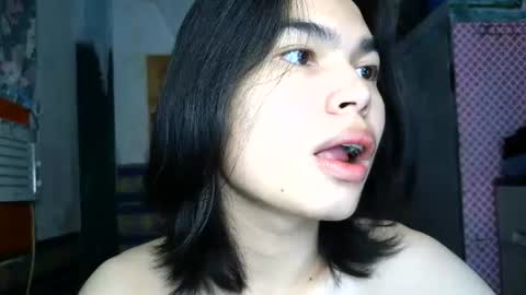 asian_babyboi online show from 19, 7, 2026