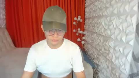 Snapshot of asian_blakefoster chatting on 27, 3, 2026 asian_blakefoster online show from 27, 3, 2026