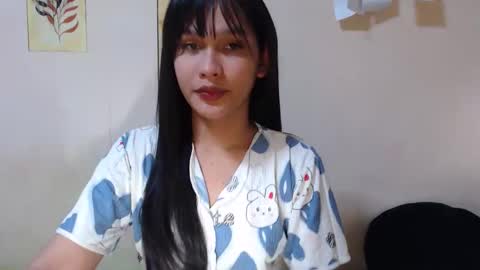 Snapshot of asian_glamm chatting on 17, 11, 2025 ANITA online show from 17, 11, 2025
