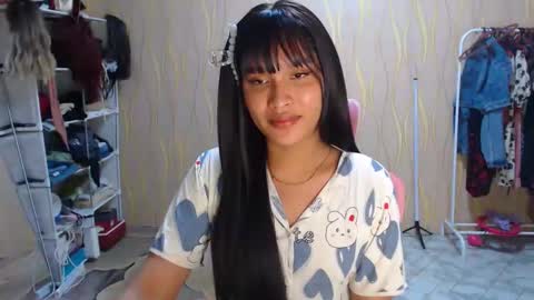 Snapshot of asian_glamm chatting on 14, 12, 2025 ANITA online show from 14, 12, 2025