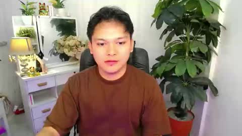 asian_handsomexx online show from 5, 11, 2025