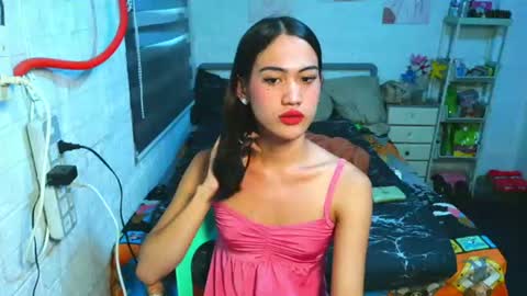 Snapshot of asian_loraine chatting on 24, 6, 2026 LOVELY LORAINE online show from 24, 6, 2026