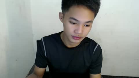 Snapshot of asian_lover05 chatting on 3, 12, 2025 asian_lover05 online show from 3, 12, 2025