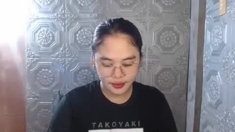 Snapshot of asian_nova chatting on 18, 10, 2025 asian_nova online show from 18, 10, 2025