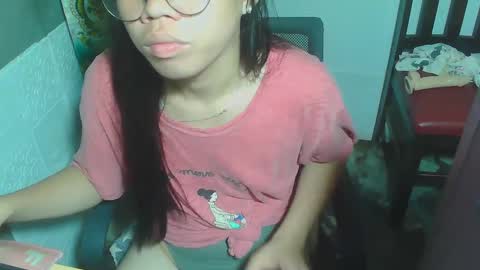 Snapshot of asian_rhean chatting on 8, 2, 2025 Rhean online show from 8, 2, 2025