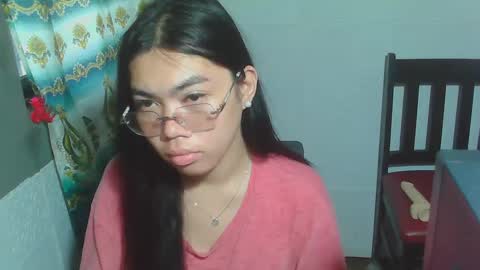 Snapshot of asian_rhean chatting on 15, 2, 2025 Rhean online show from 15, 2, 2025