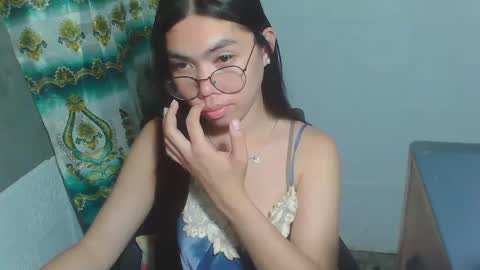 Snapshot of asian_rhean chatting on 19, 2, 2025 Rhean online show from 19, 2, 2025