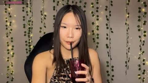 My name Vi online show from 12, 10, 2025