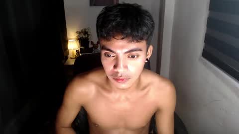 Snapshot of asianboyhunt chatting on 9, 12, 2024 Fev online show from 9, 12, 2024