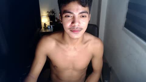 Snapshot of asianboyhunt chatting on 13, 12, 2024 Fev online show from 13, 12, 2024