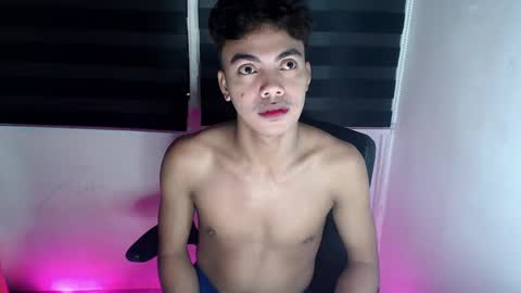 Snapshot of asianboyhunt chatting on 14, 1, 2025 Fev online show from 14, 1, 2025