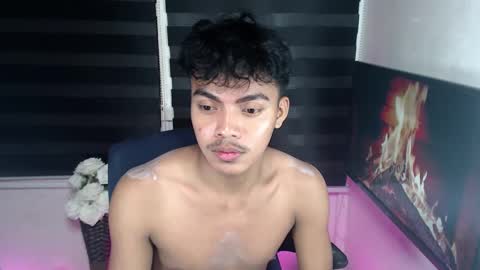 Snapshot of asianboyhunt chatting on 7, 2, 2025 Fev online show from 7, 2, 2025