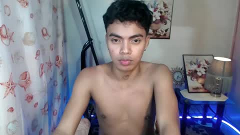 Snapshot of asianboyhunt chatting on 20, 2, 2025 Fev online show from 20, 2, 2025